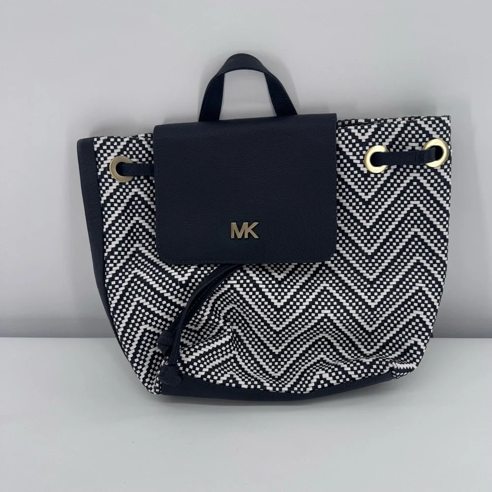 Michael‎ Kors Junie Backpack Admiral Optic White Leather Blue Bag